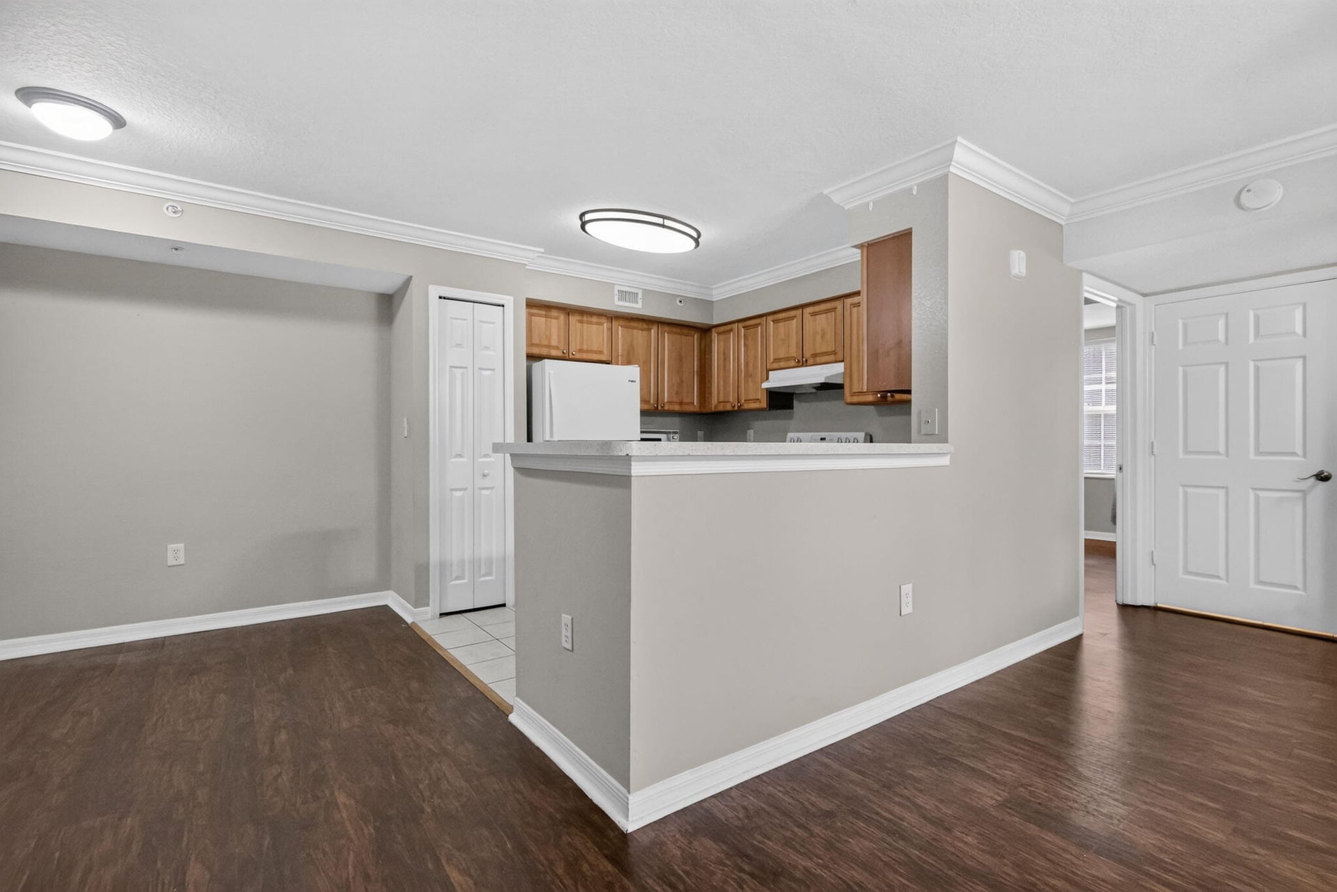 Unit 102 photo 19