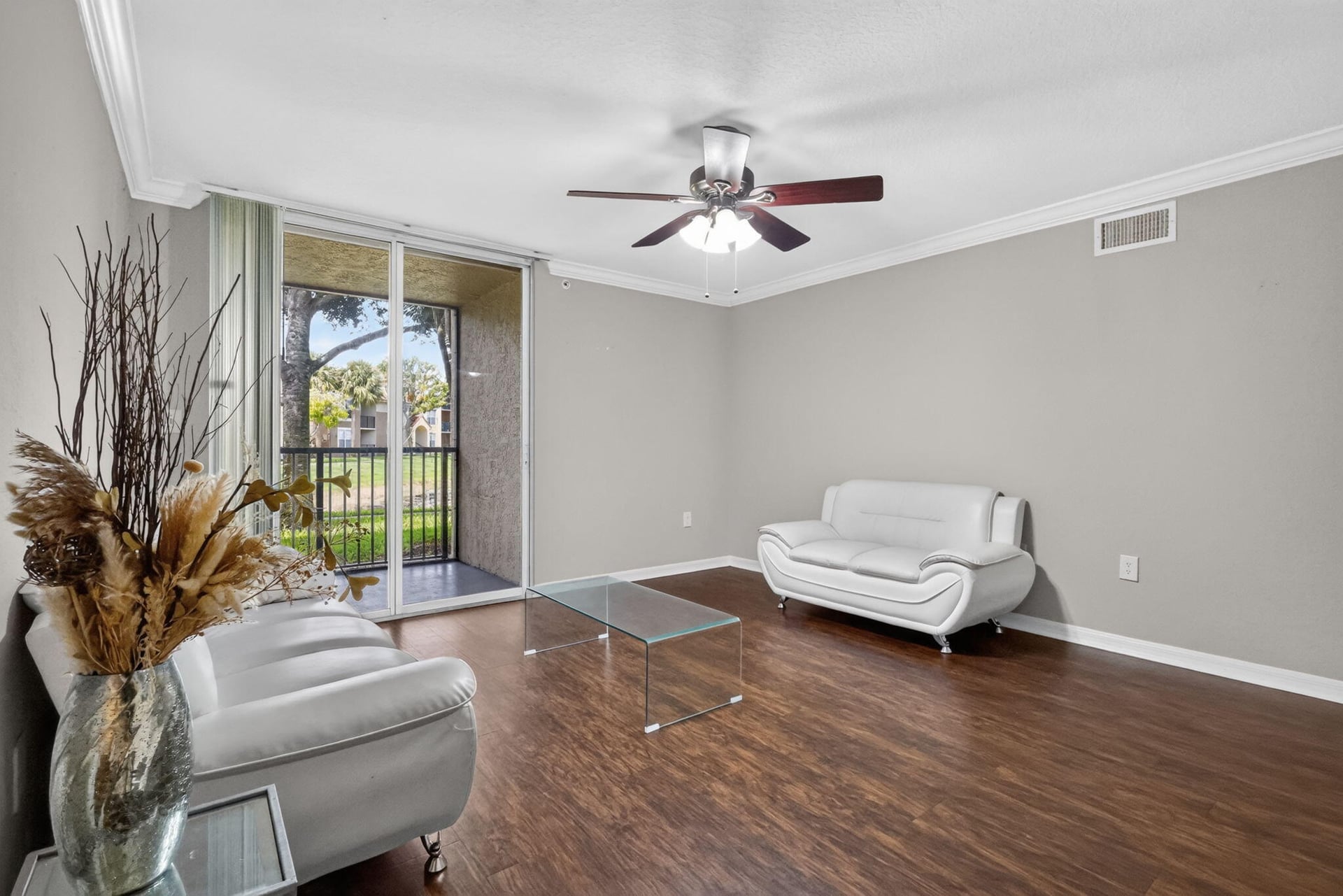 Unit 102 photo 21