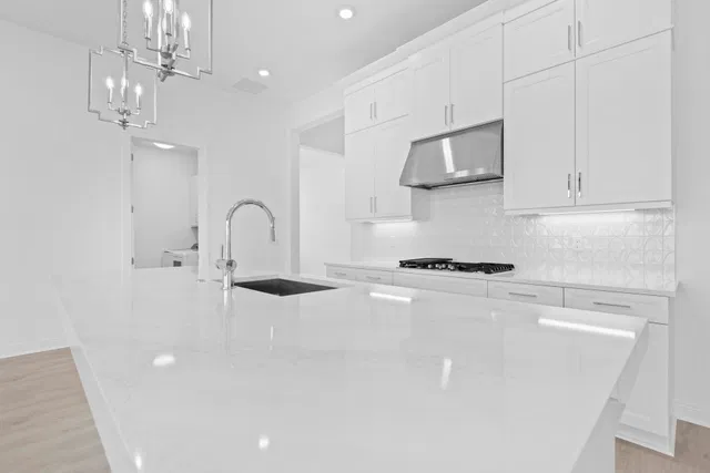 Residence photo 8