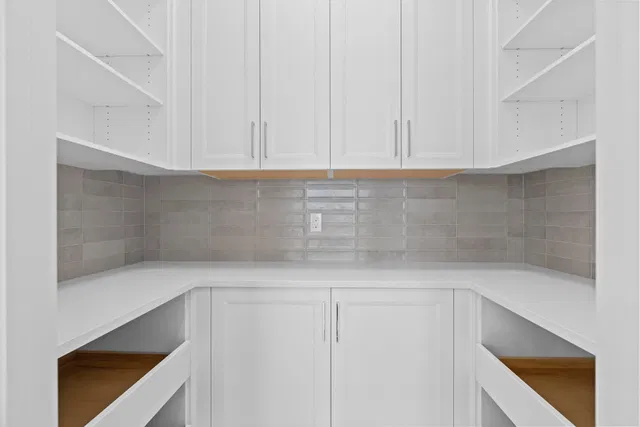 Residence photo 9