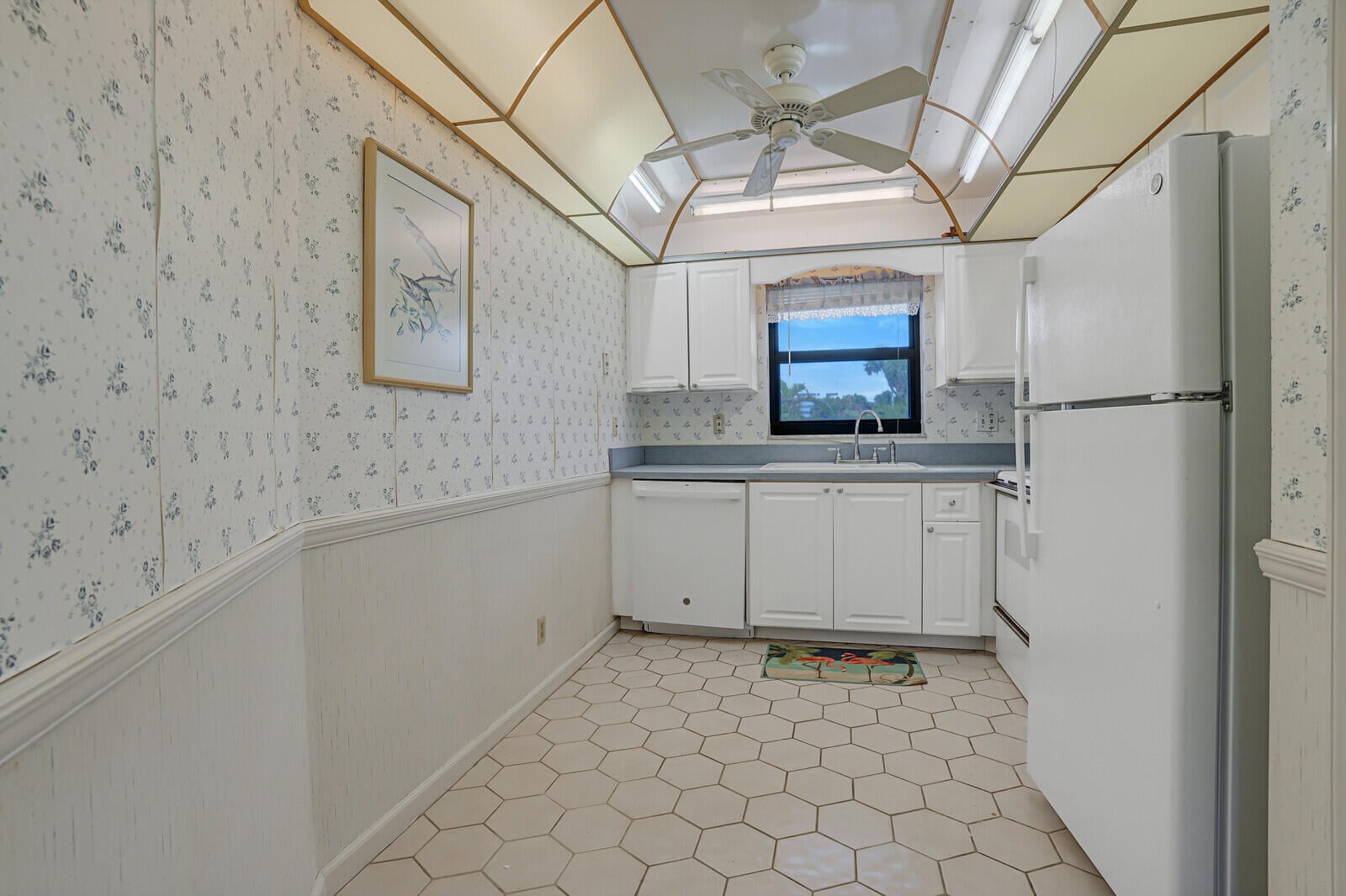 Unit H207 photo 10