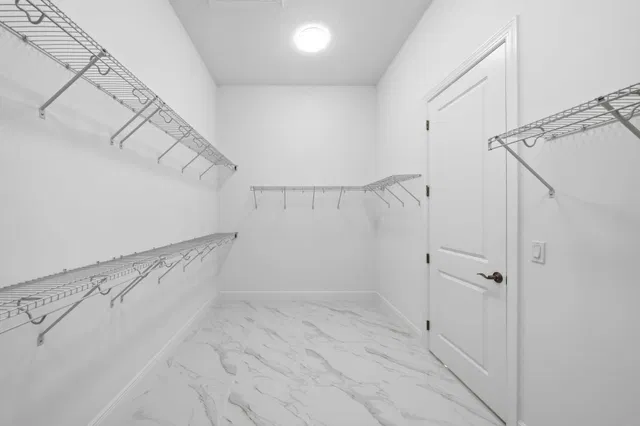 Residence photo 18