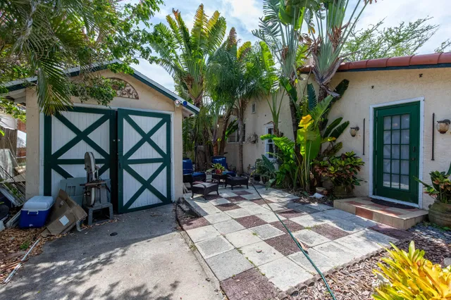  Residence photo 31