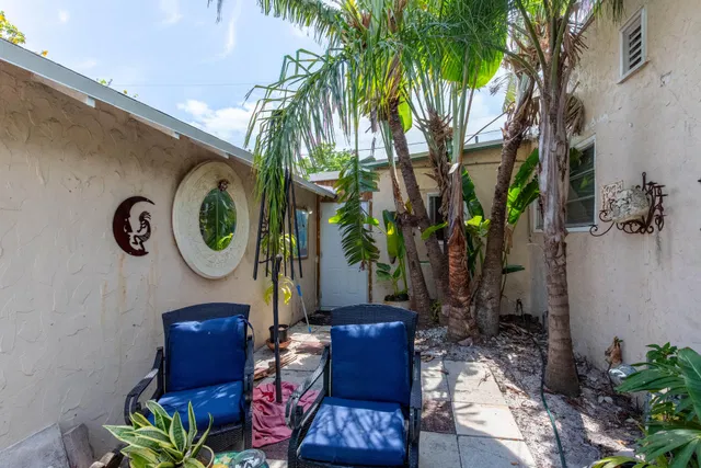  Residence photo 32