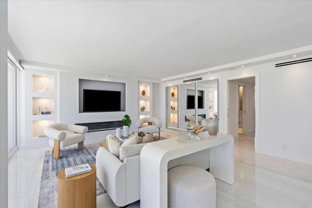 Boca Raton Unit 3J photo 6