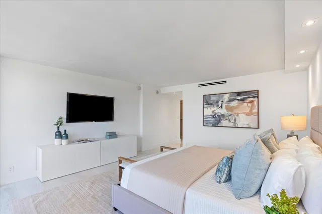 Boca Raton Unit 3J photo 13