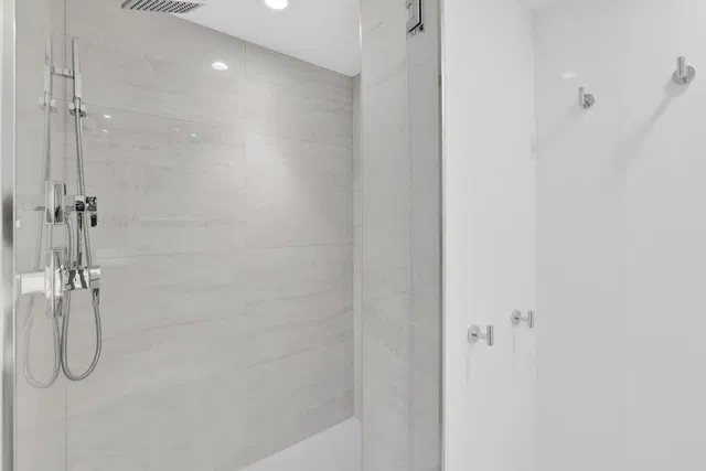 Boca Raton Unit 3J photo 19