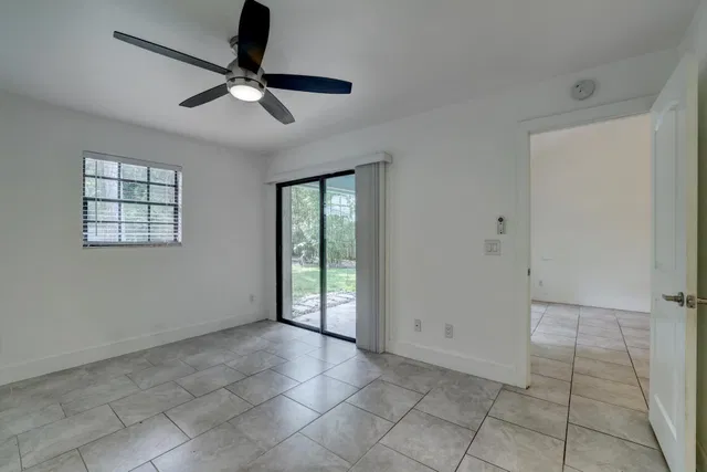 Residence photo 10