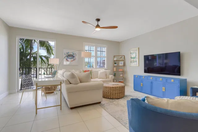 Pineapple Grove Village Condominiums Unit 4-D photo 17