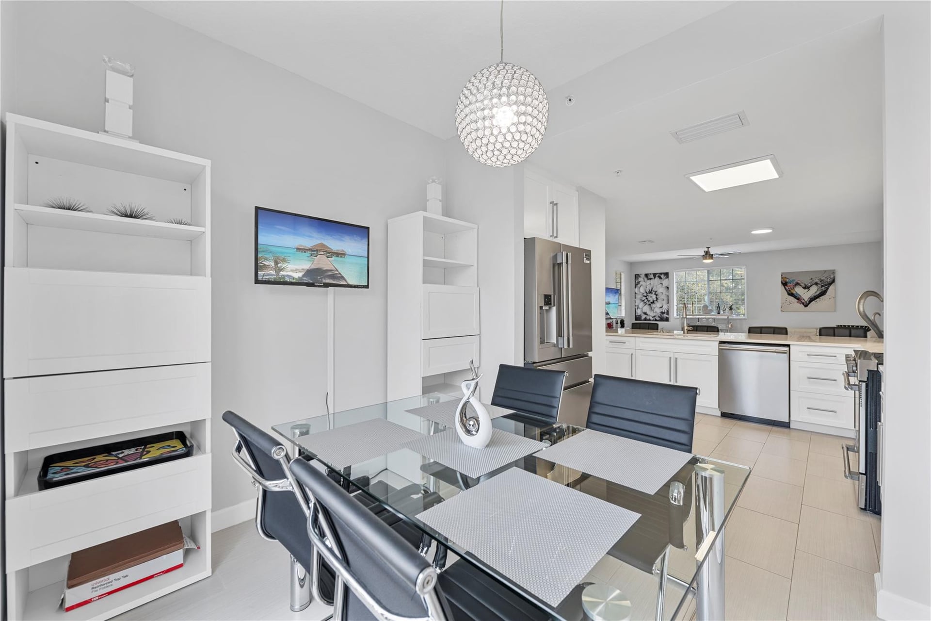 Pineapple Grove Village Condominiums Unit 6-F photo 9