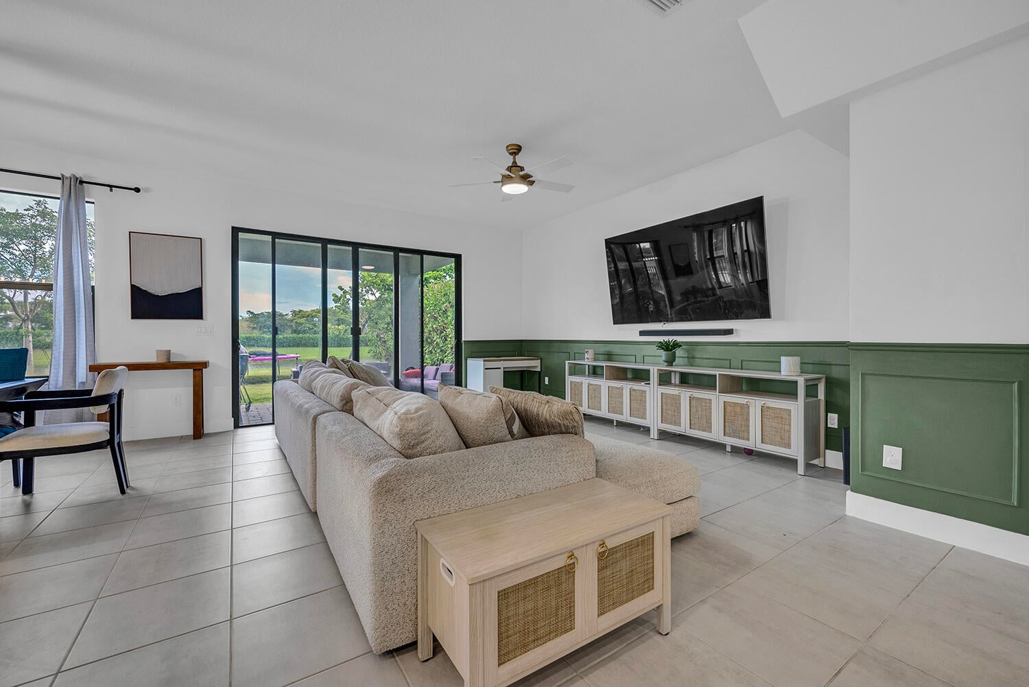  Residence photo 8