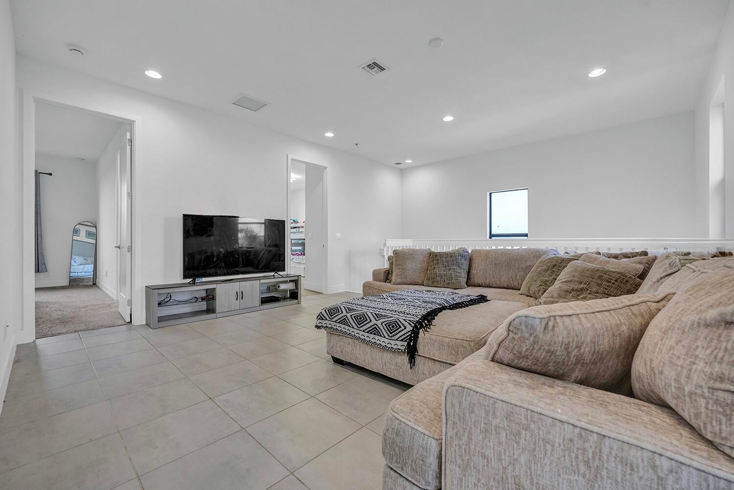  Residence photo 14