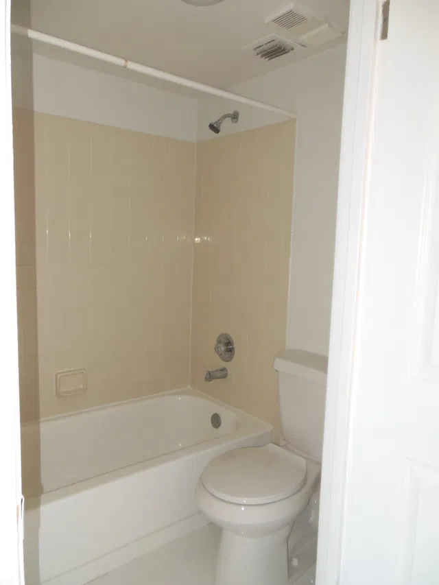 Unit 31 photo 13