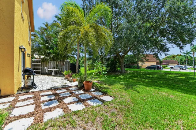 Residence photo 30