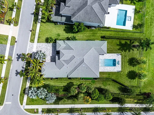 Boca Bridges Residence photo 31