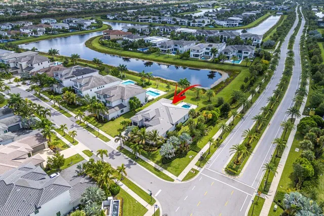 Boca Bridges Residence photo 32