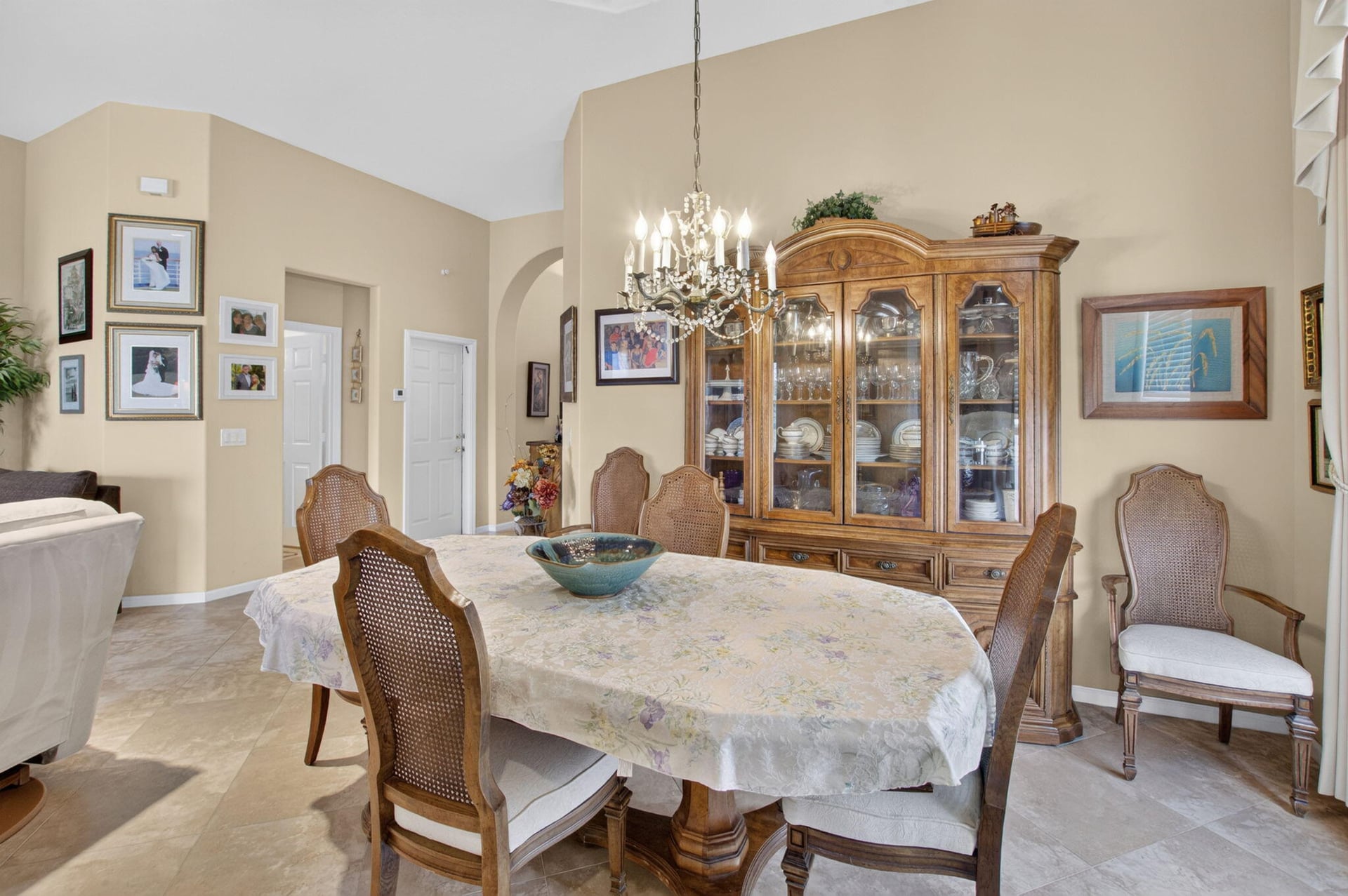 Residence photo 20
