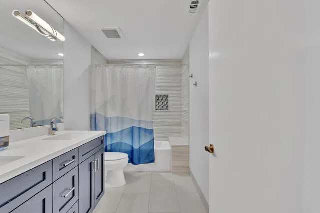 Boca Isles Residence photo 32