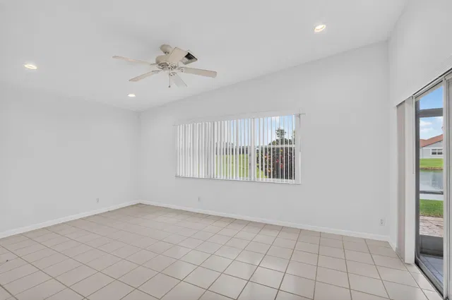 Residence photo 19