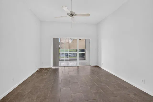 Residence photo 25