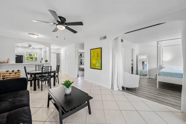 Unit 208 photo 12