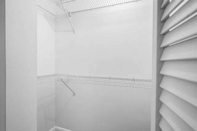 Unit 208 photo 19