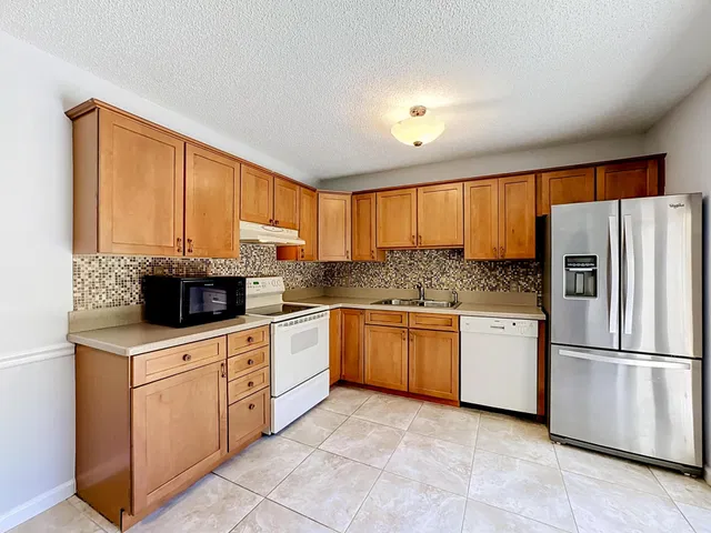 Residence photo 15