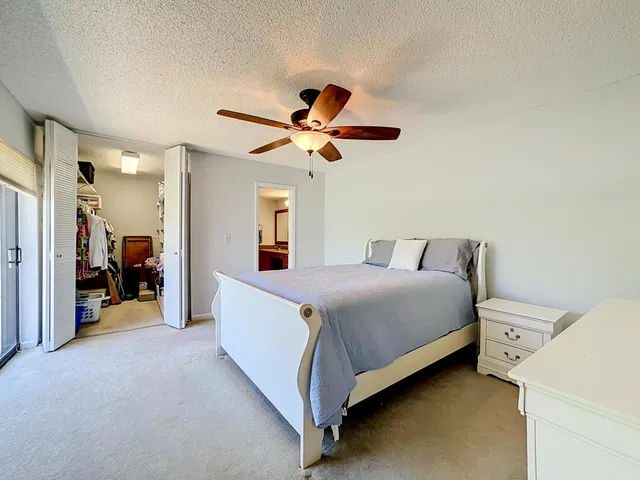 Residence photo 23