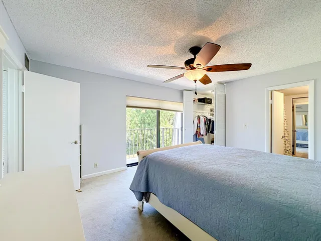 Residence photo 26