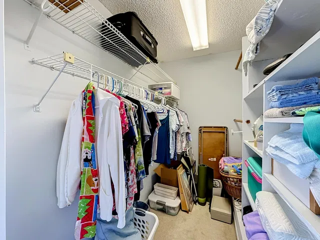 Residence photo 27