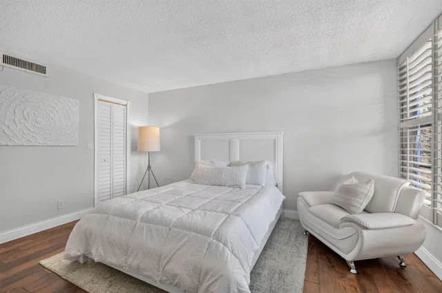 Boca Raton Unit 403 photo 15