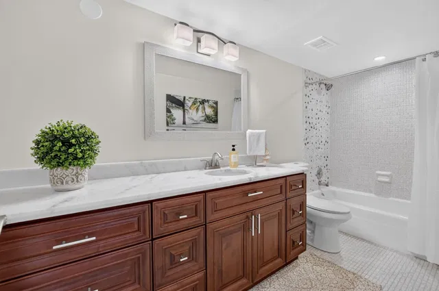 Boca Raton Unit 403 photo 18