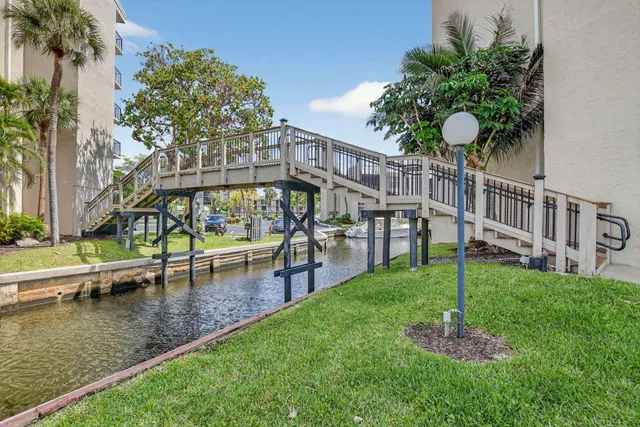 Boca Raton Unit 403 photo 30