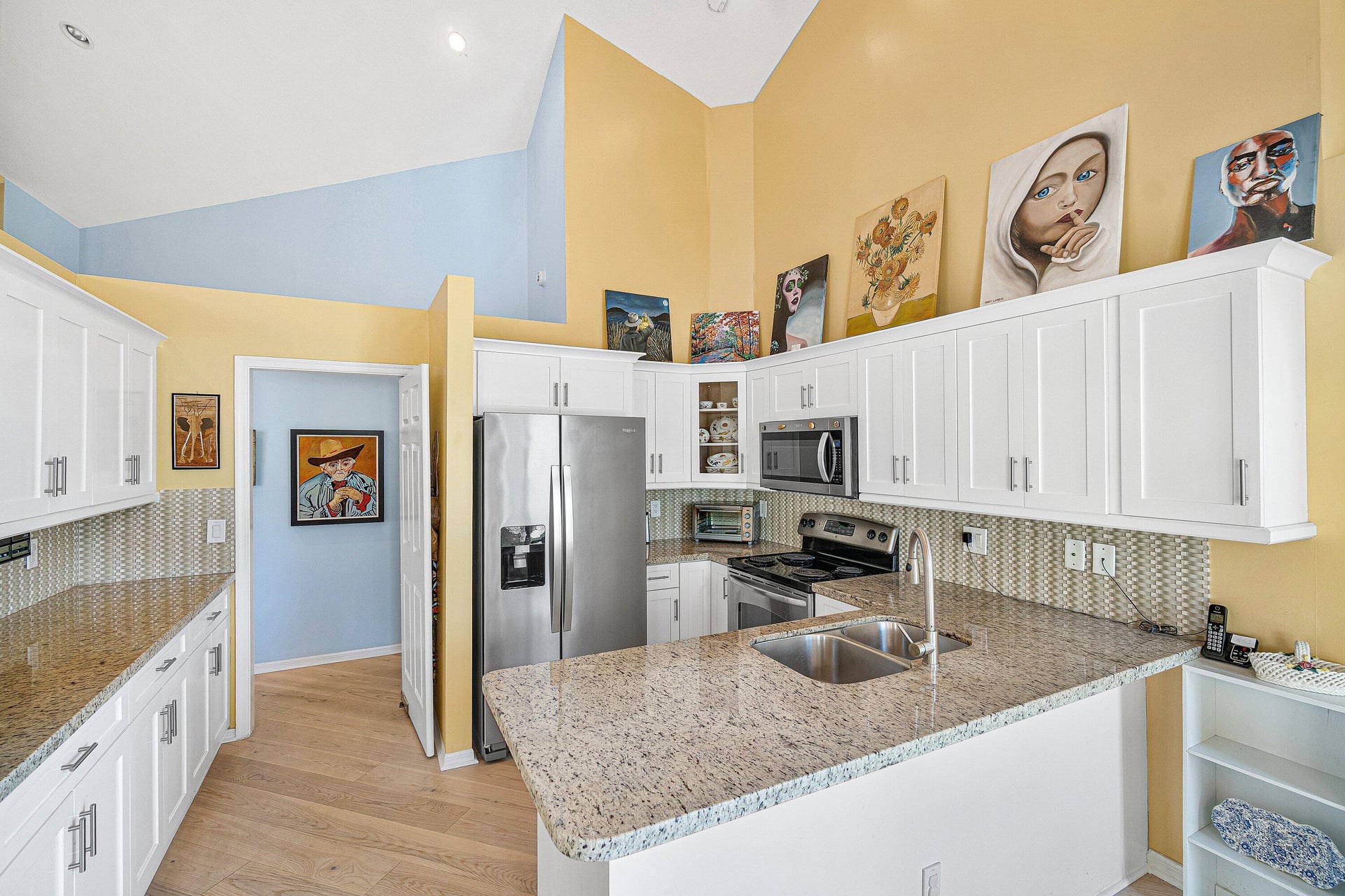 Residence photo 8