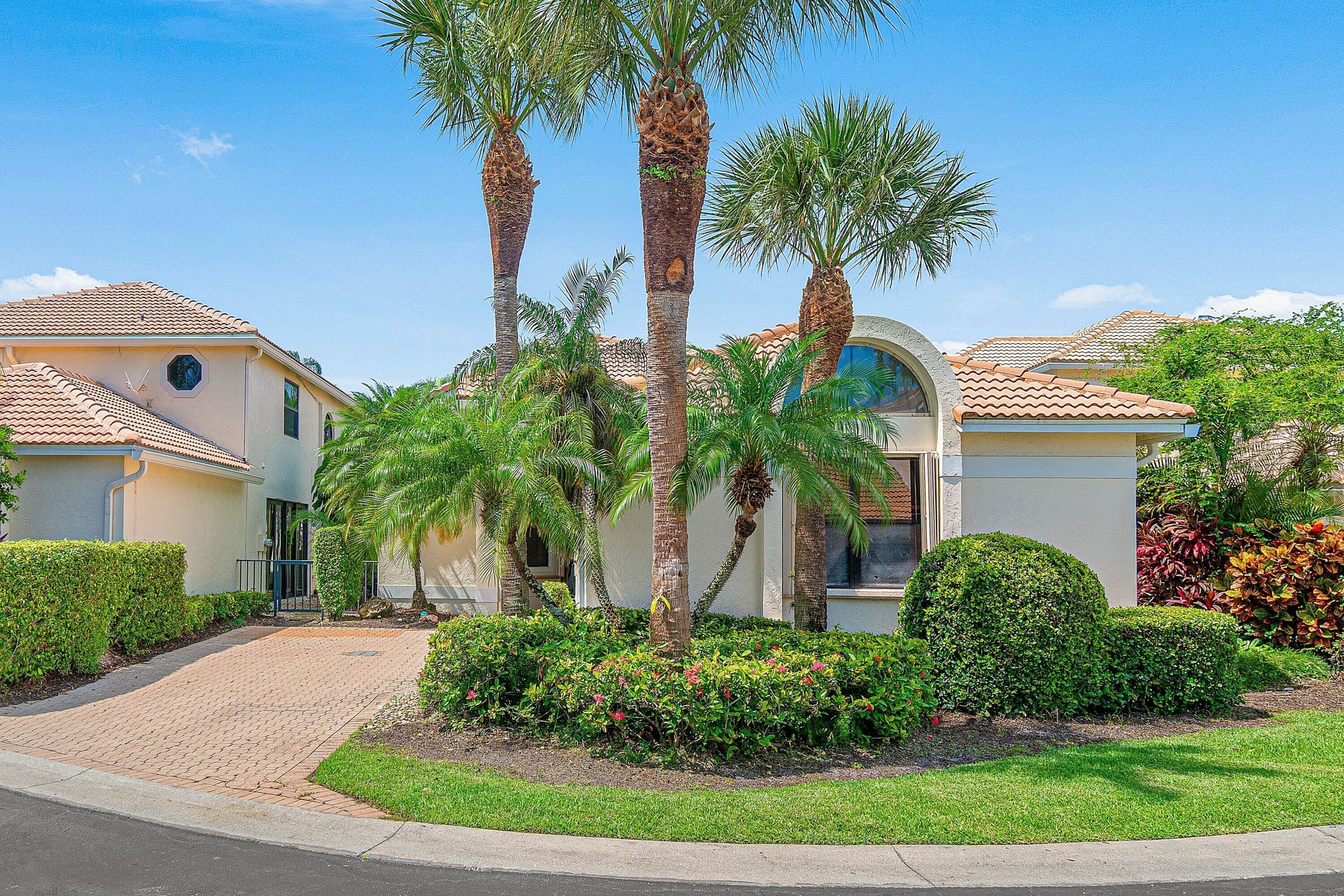 Residence photo 34