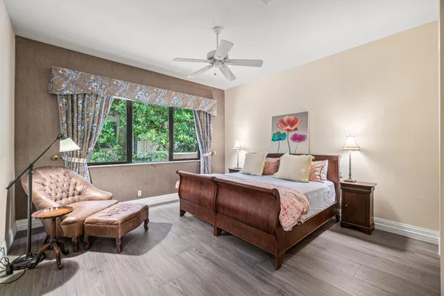  Residence photo 26