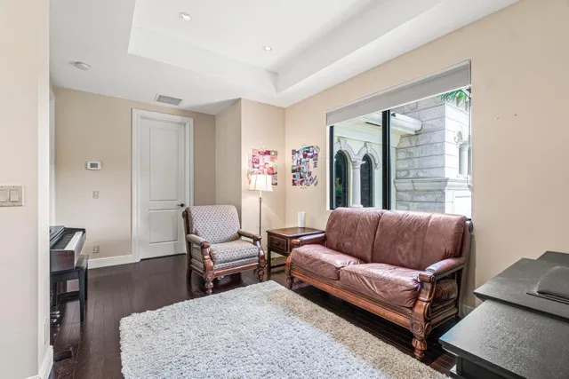  Residence photo 47