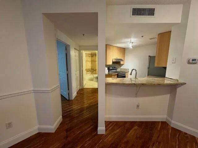  Unit 3203 photo 11