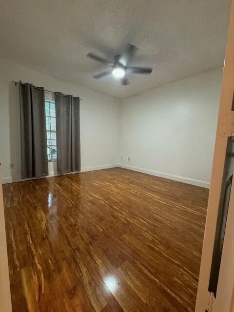  Unit 3203 photo 18