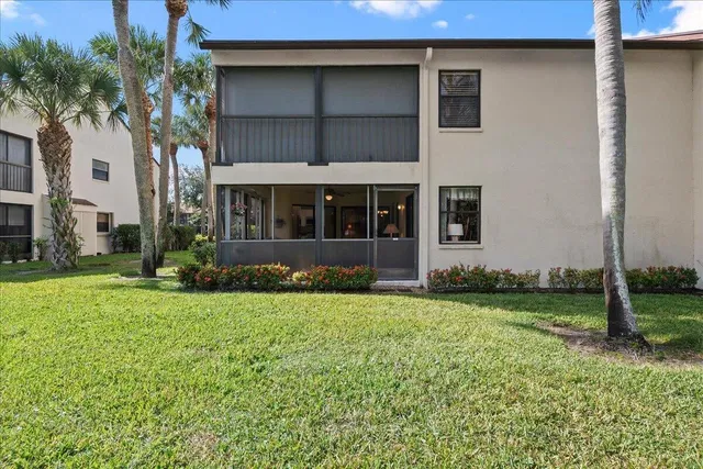  Residence photo 25
