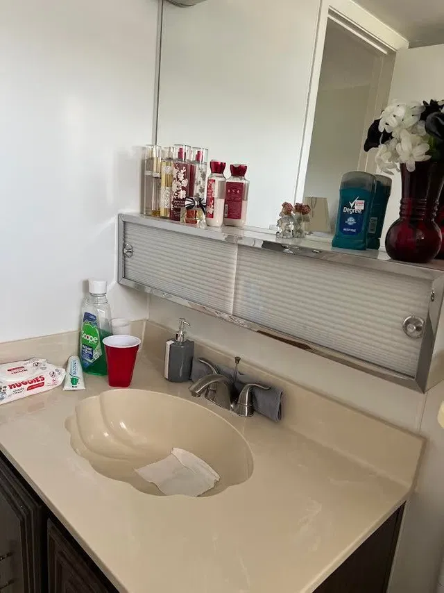 Unit 313 photo 2