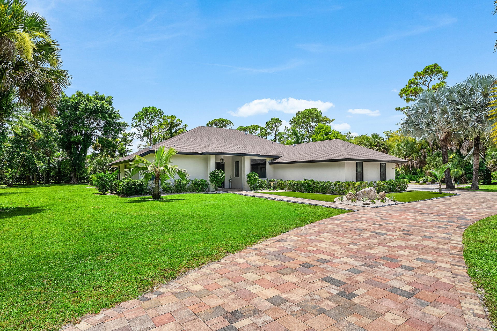 Paddock Park 1 Residence photo 3