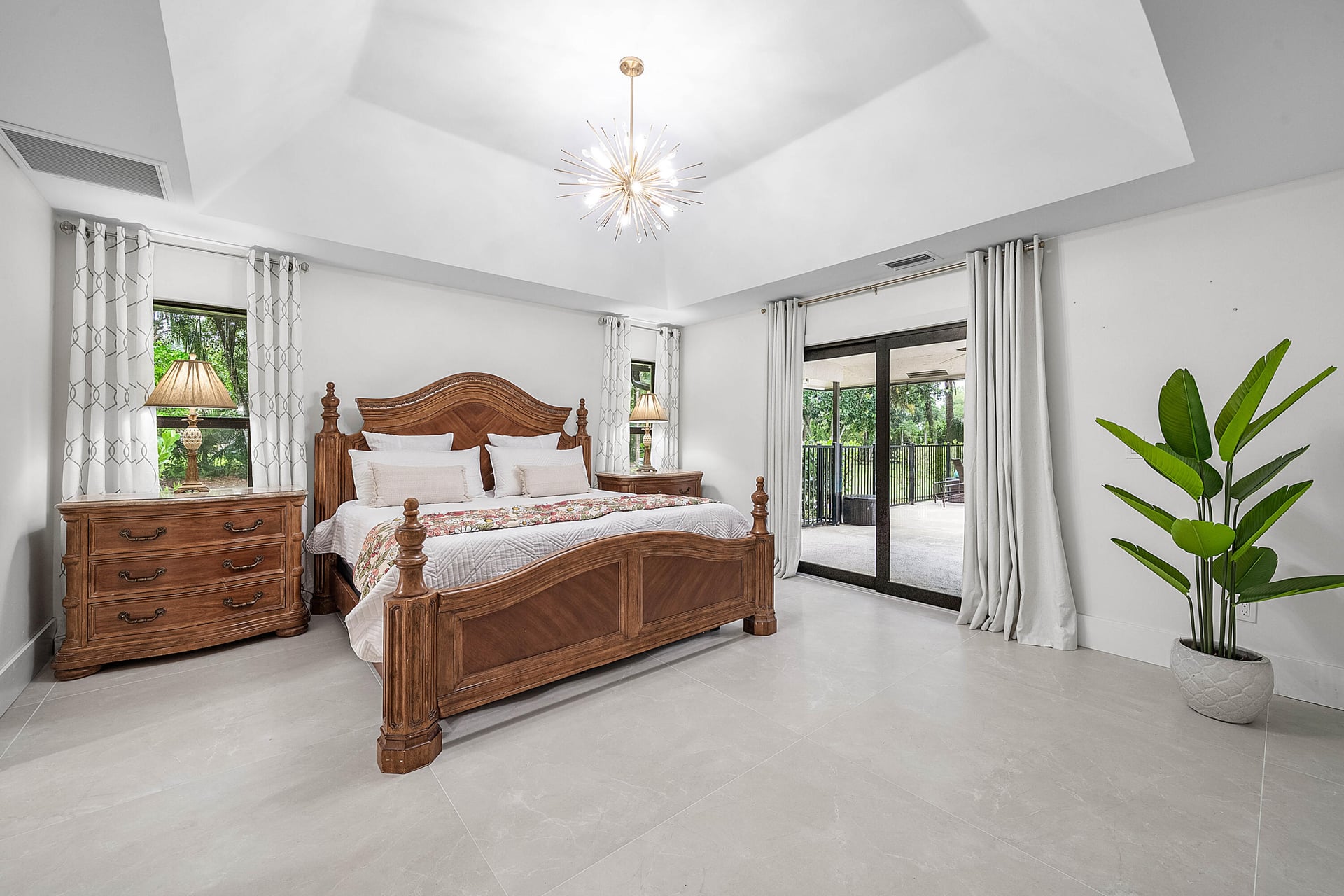 Paddock Park 1 Residence photo 17