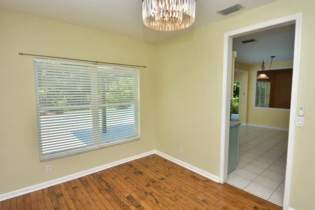  Residence photo 16