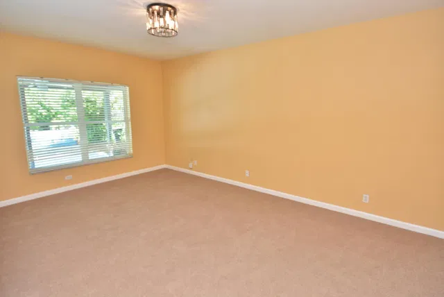  Residence photo 25