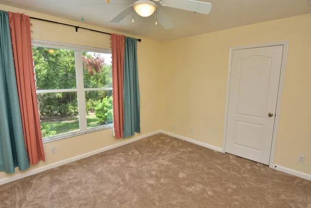  Residence photo 32