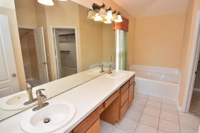  Residence photo 40