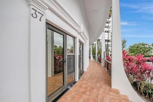 South Palm Beach Unit 37 photo 20