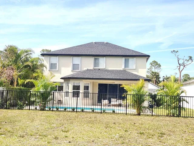  Residence photo 17