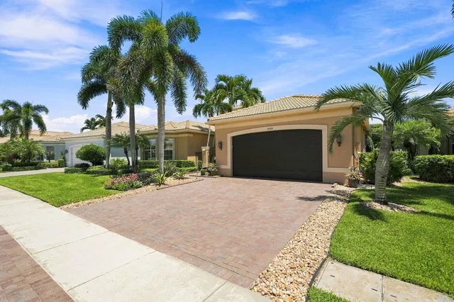  Residence photo 6